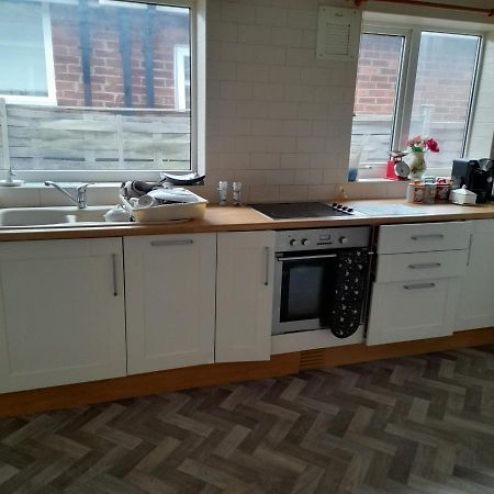 Sarah'S Place 리탬 세인트 앤스 외부 사진